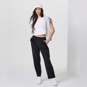 NWT Vuori Elevation Ankle Trousers Relaxed Fit Elastic Waist in Black Heather